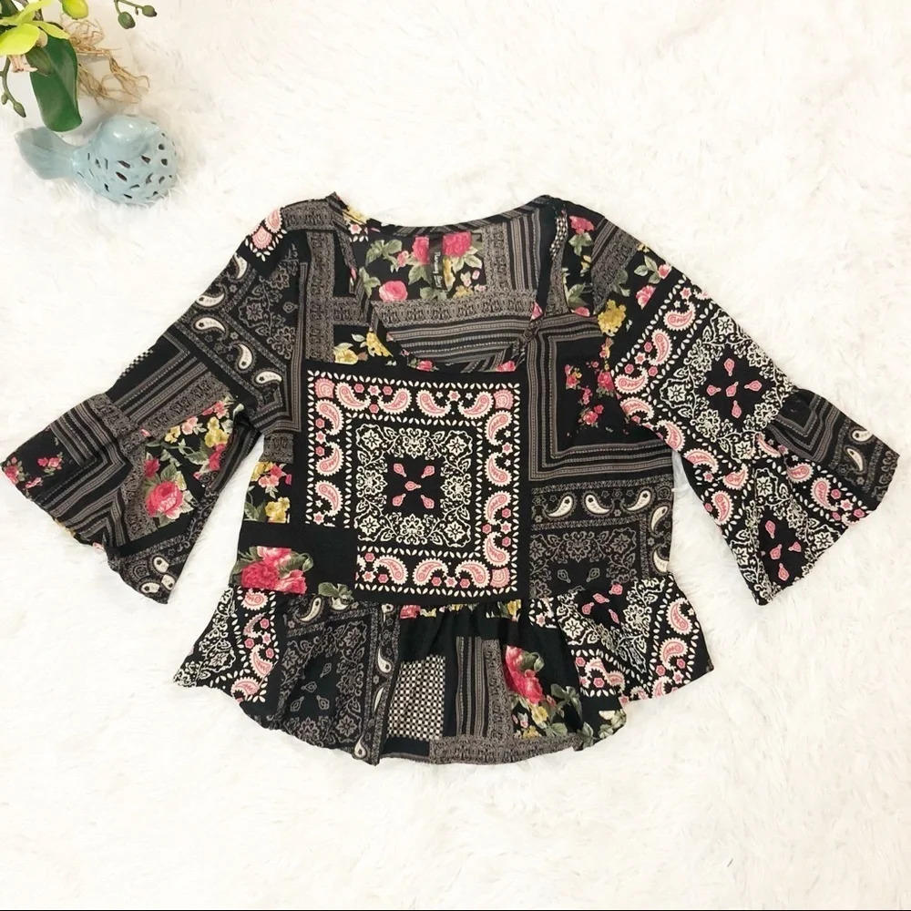 🍁 Runway Story | Mixed Print Peplum Boho Crop Top